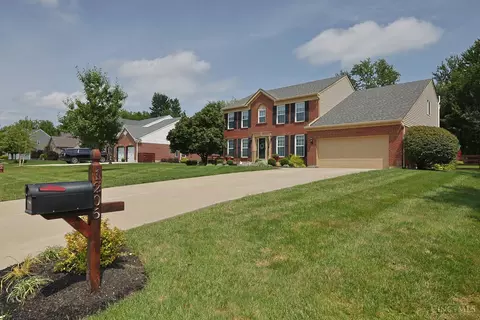 1206 Wintercrest Cir, Milford, OH 45150