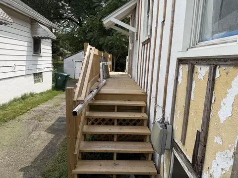 Exterior - 4334 Watterson St, Cincinnati, OH 45227 photo 7 of 7