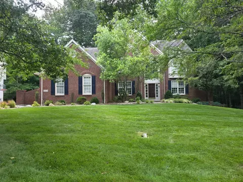 1223 Ridgewood Dr, Loveland, OH 45140