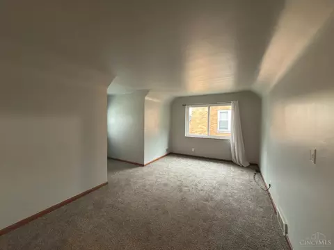 Bedroom - 3249 Werk Rd, Cincinnati, OH 45211 photo 3 of 3