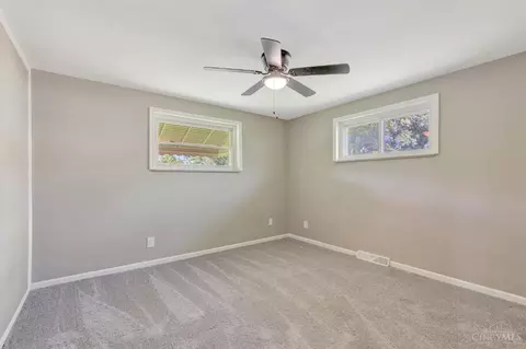 Bedroom - 8613 Brent Dr, Cincinnati, OH 45231 photo 7 of 7