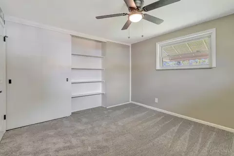Bedroom - 8613 Brent Dr, Cincinnati, OH 45231 photo 6 of 7