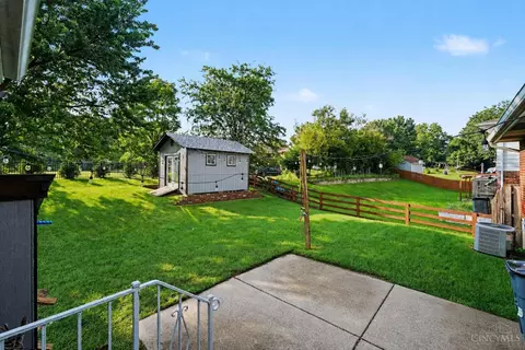 Exterior - 263 Deephaven Dr, Cincinnati, OH 45238 photo 3 of 3