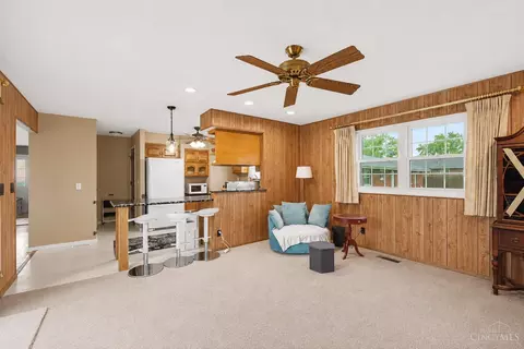 Living - 263 Deephaven Dr, Cincinnati, OH 45238 photo 3 of 3