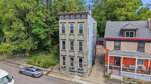 Exterior - 1810 Walker St, Cincinnati, OH 45202 photo 3 of 13