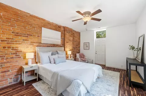Bedroom - 1810 Walker St, Cincinnati, OH 45202 photo 1 of 6