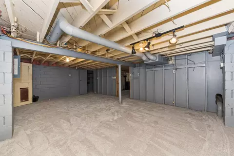 Other - 4077 Mclean Dr, Cincinnati, OH 45255 photo 13 of 15