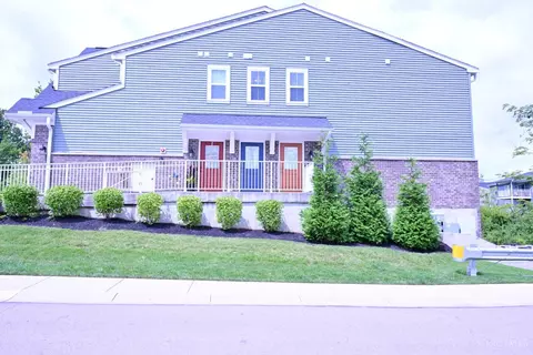 4355 Value Springs Dr, Cincinnati, OH 45245