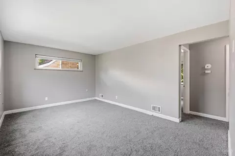 Living - 1694 Ashbrook Dr, Cincinnati, OH 45238 photo 1 of 2