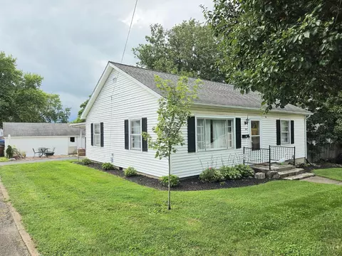 109 Glenn St, Hillsboro, OH 45133