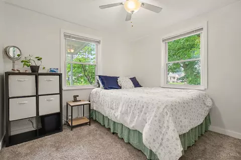 Bedroom - 4232 Kugler Mill Rd, Cincinnati, OH 45236 photo 1 of 2