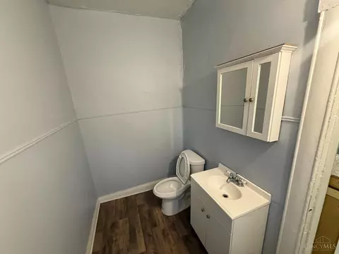 Bath - 3238 Gilbert Ave, Cincinnati, OH 45207 photo 1 of 2