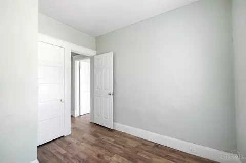 Bedroom - 3238 Gilbert Ave, Cincinnati, OH 45207 photo 2 of 7