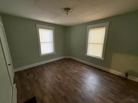Bedroom - 3238 Gilbert Ave, Cincinnati, OH 45207 photo 1 of 6