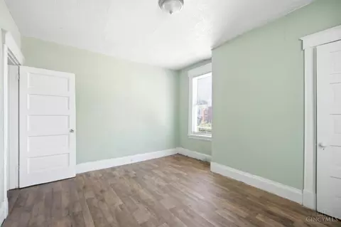 Bedroom - 3238 Gilbert Ave, Cincinnati, OH 45207 photo 1 of 7