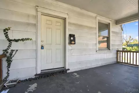 Exterior - 3238 Gilbert Ave, Cincinnati, OH 45207 photo 3 of 3
