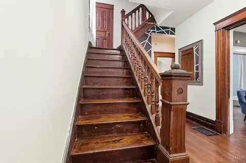 Entry Way - 3626 Bevis Ave, Cincinnati, OH 45207 photo 3 of 3