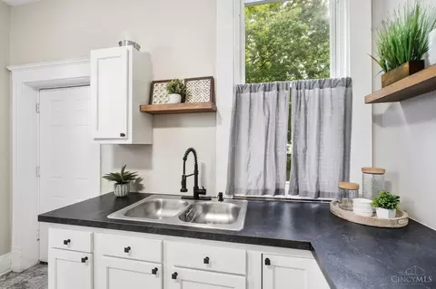 Kitchen - 3626 Bevis Ave, Cincinnati, OH 45207 photo 3 of 3