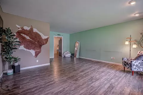 Living - 390 Timrick, Monroe, OH 45050 photo 2 of 5