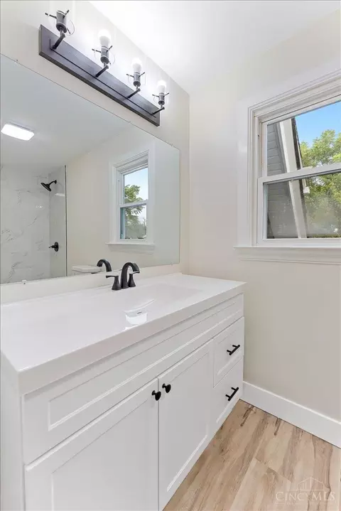 Bath - 6813 Merwin Ave, Cincinnati, OH 45227 photo 2 of 4