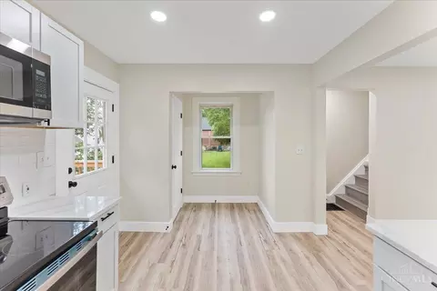 Entry Way - 6813 Merwin Ave, Cincinnati, OH 45227 photo 1 of 1
