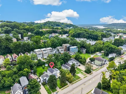 View/Area - 560 Delta Ave, Cincinnati, OH 45226 photo 5 of 10