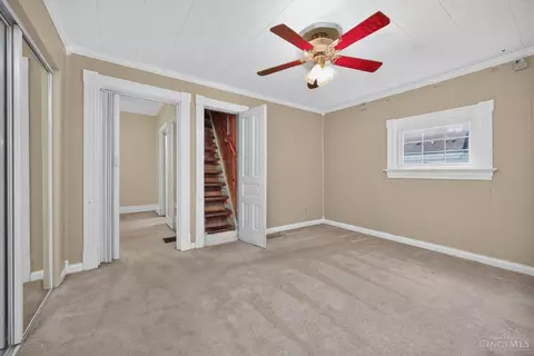 Entry Way - 560 Delta Ave, Cincinnati, OH 45226 photo 5 of 5