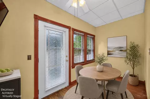 Dining - 560 Delta Ave, Cincinnati, OH 45226 photo 5 of 6