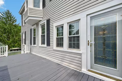 Exterior - 560 Delta Ave, Cincinnati, OH 45226 photo 7 of 13