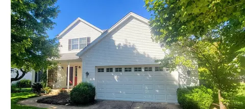 716 Winding Brook Dr, Oxford, OH 45056