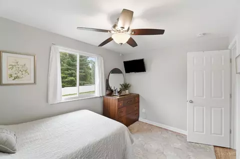Bedroom - 6002 High St, Fairfax, OH 45227 photo 2 of 8