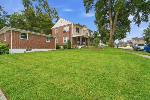 Exterior - 6002 High St, Fairfax, OH 45227 photo 6 of 7