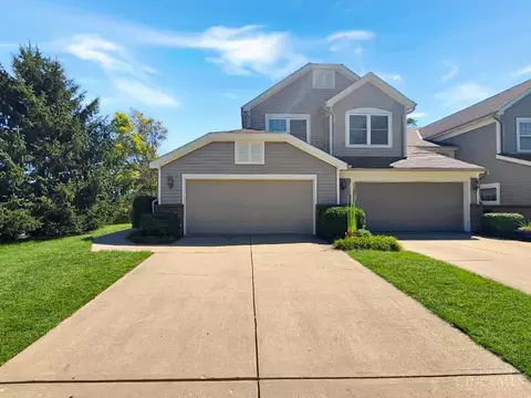 Exterior - 7874 Gapstow Brg, Cincinnati, OH 45231 photo 2 of 4