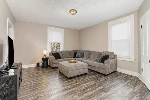 Living - 2725 Hackberry St, Cincinnati, OH 45206 photo 2 of 3