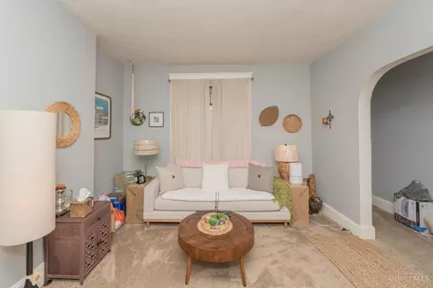 Living - 1063 Winfield Ave, Cincinnati, OH 45205 photo 2 of 4