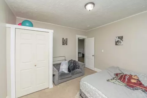 Bedroom - 1063 Winfield Ave, Cincinnati, OH 45205 photo 4 of 7