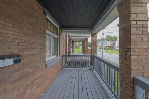 Exterior - 1063 Winfield Ave, Cincinnati, OH 45205 photo 3 of 7