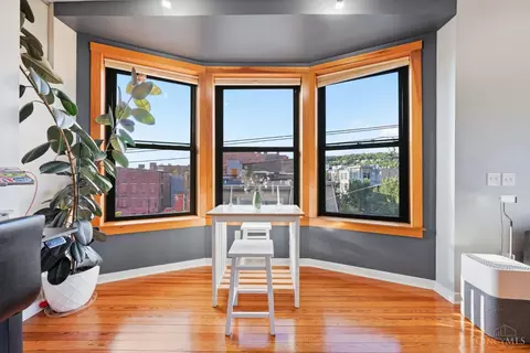 Dining - 1237 Vine St, Cincinnati, OH 45202 photo 1 of 1