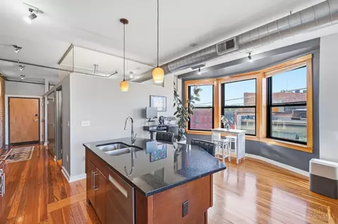 Kitchen - 1237 Vine St, Cincinnati, OH 45202 photo 5 of 7