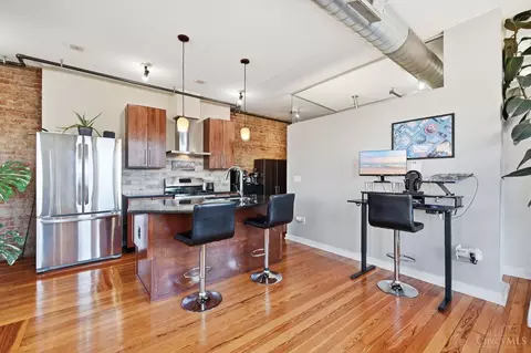 Kitchen - 1237 Vine St, Cincinnati, OH 45202 photo 6 of 7