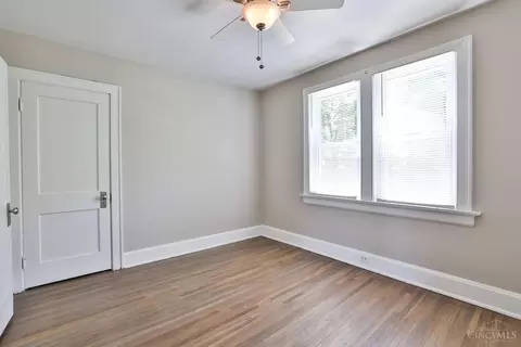 Bedroom - 3317 Hildreth Ave, Cincinnati, OH 45211 photo 4 of 5