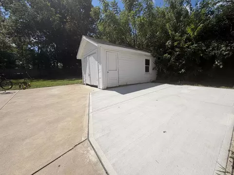 Exterior - 3317 Hildreth Ave, Cincinnati, OH 45211 photo 9 of 9
