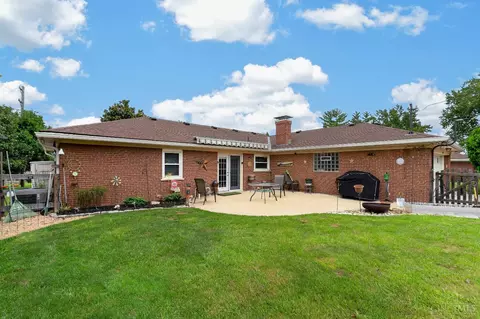 Exterior - 2317 Section Rd, Amberley, OH 45237 photo 3 of 8