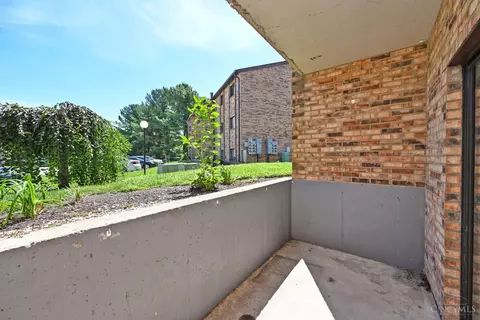 Exterior - 539 Davis Rd, Cincinnati, OH 45255 photo 1 of 5