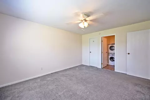 Bedroom - 539 Davis Rd, Cincinnati, OH 45255 photo 1 of 5