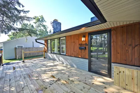 Exterior - 6569 Graf Dr, Cincinnati, OH 45230 photo 3 of 11