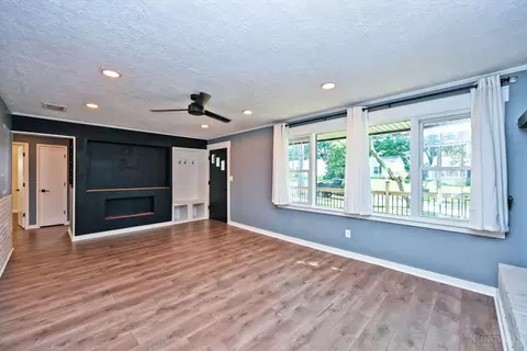 Living - 6569 Graf Dr, Cincinnati, OH 45230 photo 4 of 5
