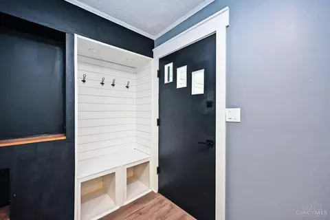 Entry Way - 6569 Graf Dr, Cincinnati, OH 45230 photo 1 of 3