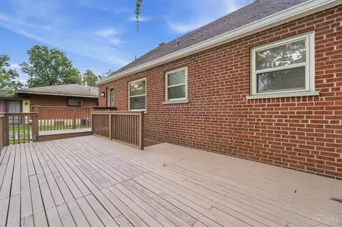 Exterior - 9315 Jericho Dr, Cincinnati, OH 45231 photo 6 of 9