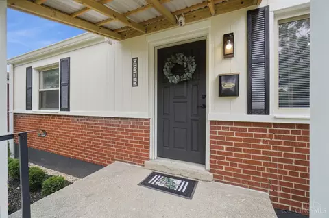 Exterior - 9315 Jericho Dr, Cincinnati, OH 45231 photo 4 of 9